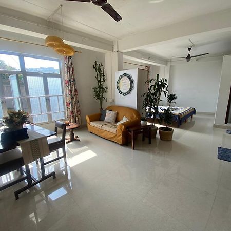 Aizawl Homestay Extérieur photo