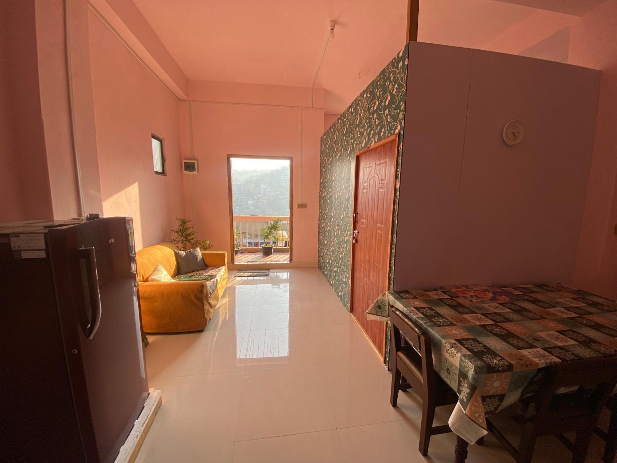 Aizawl Homestay Extérieur photo